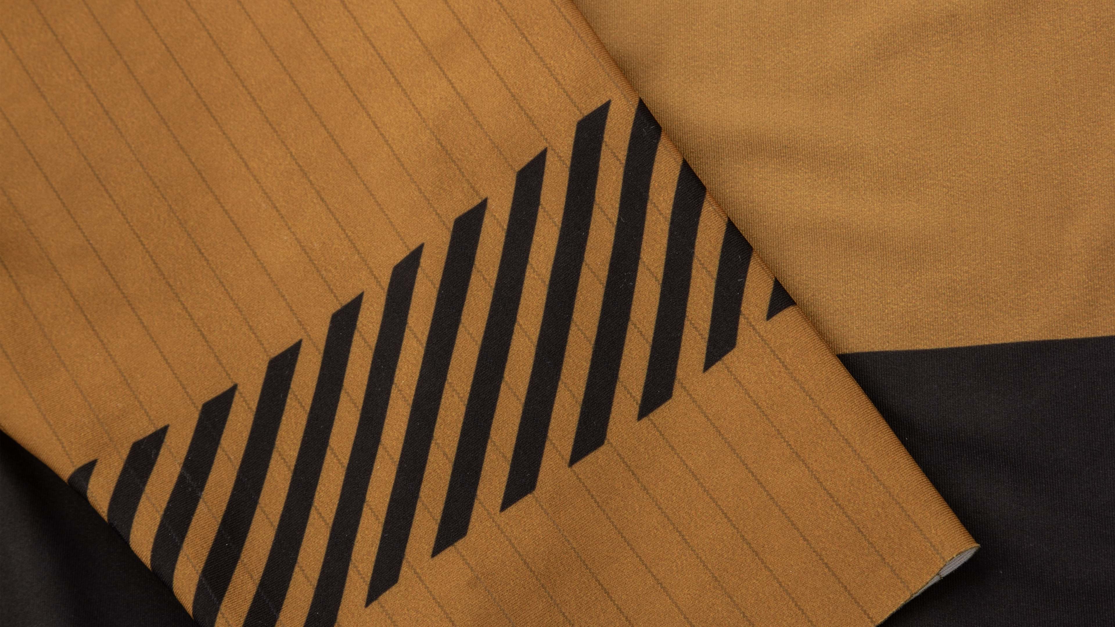 LA CHEMISE X VERGE SS TOR [AEROFIT]